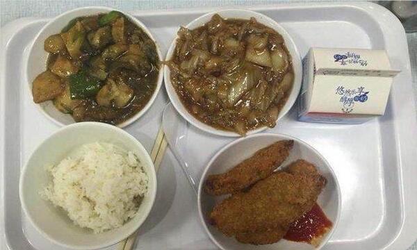 5元工厂食堂伙食